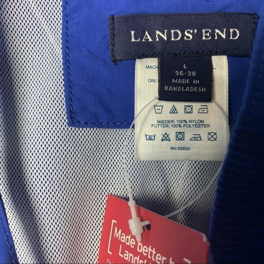 New! Lands’ End Performance blue shorts with lining large - Picture 4 of 8